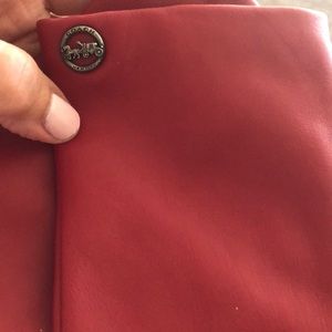 Red gloves for woman